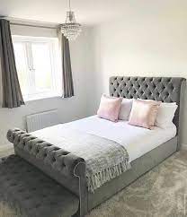 SLEIGH BED