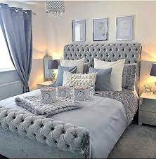 SLEIGH BED